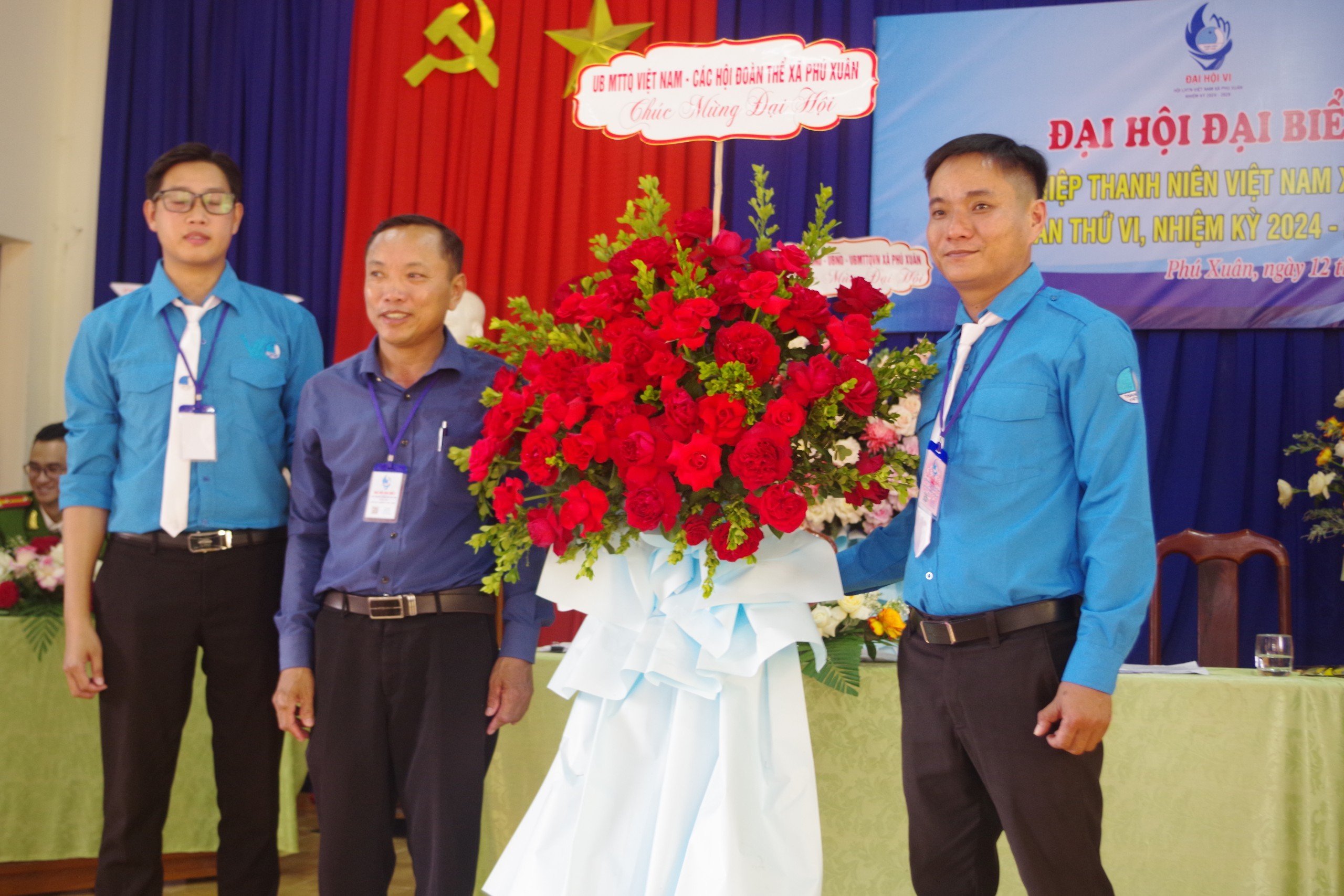 anh mau 6